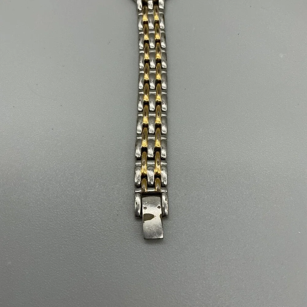 Vintage Seiko Womens Watch 17mm Two Tone Bracelet V400-1029 New Battery 7